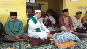 Masyarakat Desa Curug Antusias Mengikuti Pengajian Bulanan