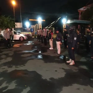 Antisipasi Gangguan, Polsek Cimanggis Gelar Apel Gabungan.