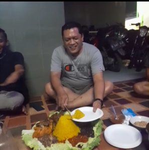 Kopdar dan Potong Tumpeng, Forever Young Club Car Indonesia Sudah Terbentuk