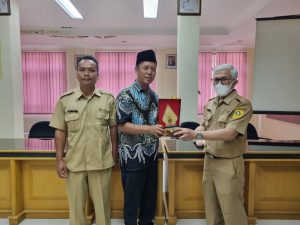 Rasa Bangga Kades Cigudeg Atas Prestasi yang Dimiliki RT 03 