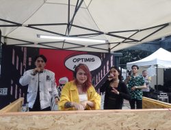 Gen Z with Millennials Kembali Ramaikan Peluncuran Kaos GreyMan Bersama Ganjar Pranowo