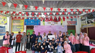 Wujud Nyata Srikandi PLN UIP JBTB: Dukung Ketahanan Pangan Lewat Program “Woman Support Woman” dan Bantuan Green House kepada KWT Green Garden di Klatak Banyuwangi