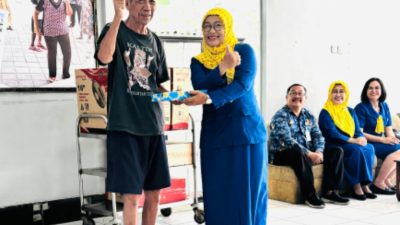 Peringati HUT ke-26 PIKK, YBM PLN dan PIKK PLN UIP JBTB Hadirkan Kebahagiaan bagi Lansia di Griya Werdha Jambangan