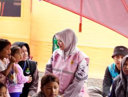 Srikandi PLN Icon Plus Jatim Berbagi Kebaikan, Salurkan Bantuan untuk Warga Terdampak Erupsi Gunung Semeru di Lumajang