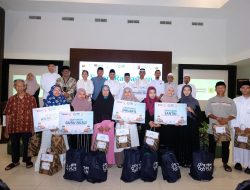 Sambut Idulfitri, PLN Group Berbagi Santunan untuk Anak Yatim hingga Santri di Banggai