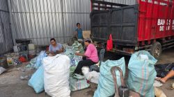 Wujudkan Bali Bersih, PLN UIP JBTB Sulap Sampah Plastik Jadi Peluang Ekonomi di Desa Nyitdah