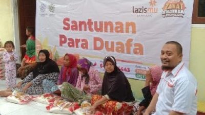 Memberi Untuk Negeri Lazismu Sampang Santuni 300 Duafa