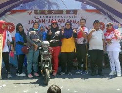 Dapat Hadiah Sepeda Listrik Guru SMAN 1 Sreseh Sumringah