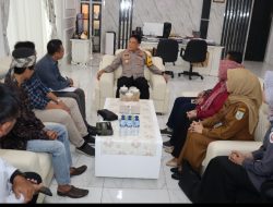 Kapolresta Jambi Terima Kunjungan Silaturahmi Bawaslu Kota Jambi Dalam Rangka Persiapan  Pemilu 2024.